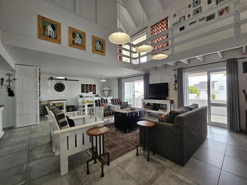 3 Bedroom Property for Sale in Golden Mile Western Cape